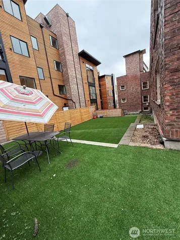 16 Valley Street Seattle WA 98109