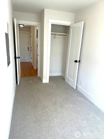 16 Valley Street Seattle WA 98109