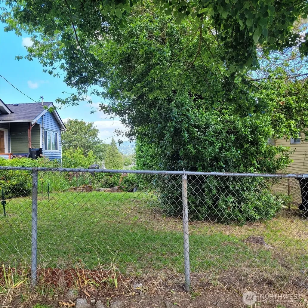 8028 Beacon Avenue S Seattle WA 98118