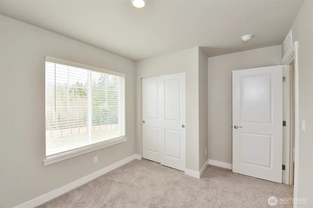 8776 151st Street E Puyallup WA 98375