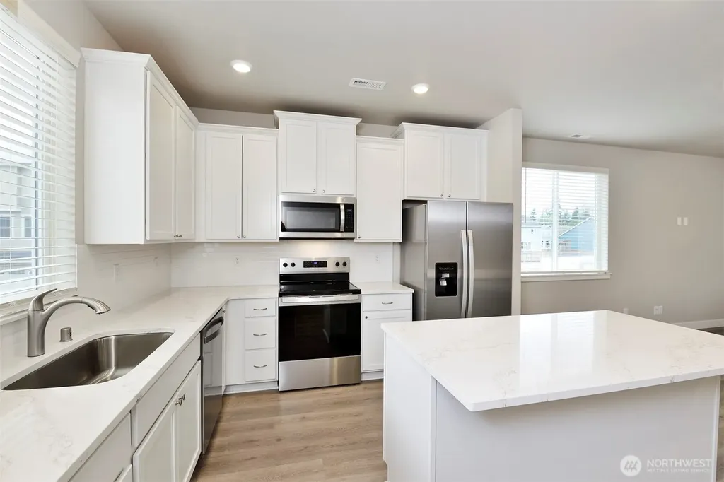 8776 151st Street E Puyallup WA 98375