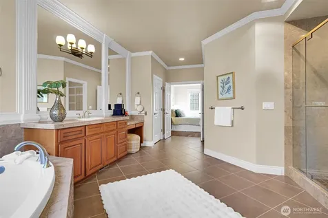 4563 162nd Lane SE Bellevue WA 98006