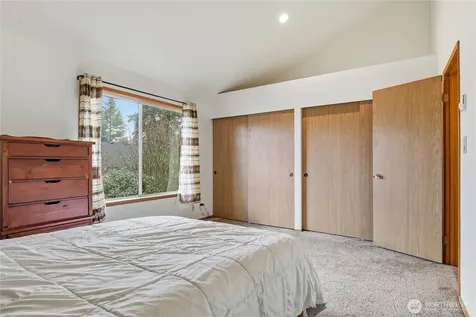 21306 48th Avenue W Mountlake Terrace WA 98043