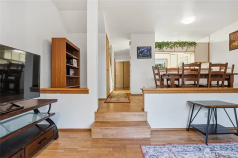 21306 48th Avenue W Mountlake Terrace WA 98043