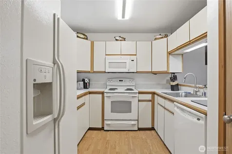 21306 48th Avenue W Mountlake Terrace WA 98043