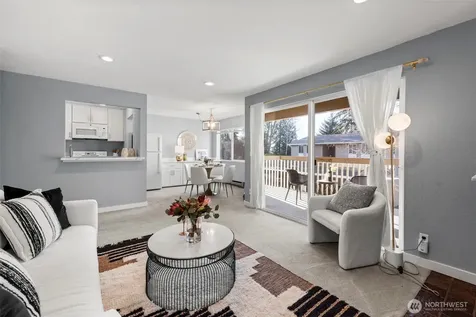 725 9th Avenue S Kirkland WA 98033