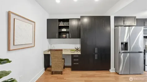 699 John Street Seattle WA 98109