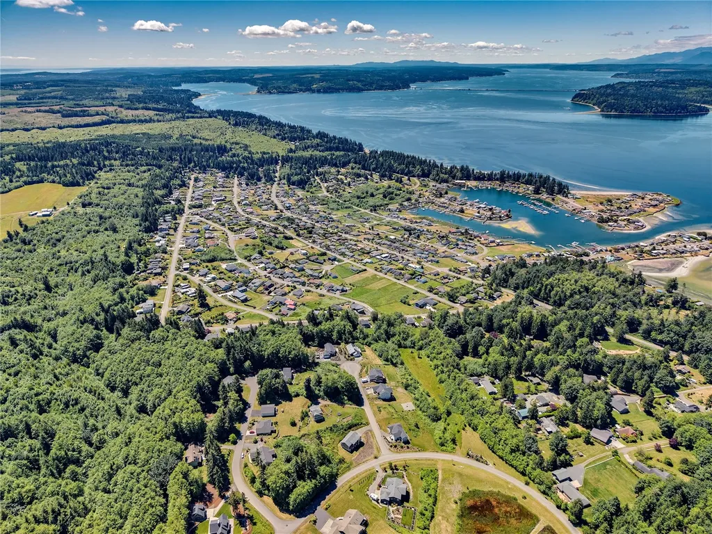 38766 Tinker Place NE Hansville WA 98340
