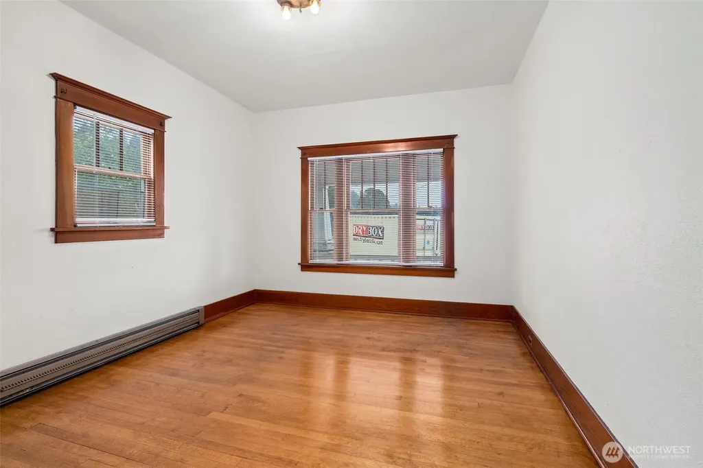 26 SE Spring Street Chehalis WA 98532