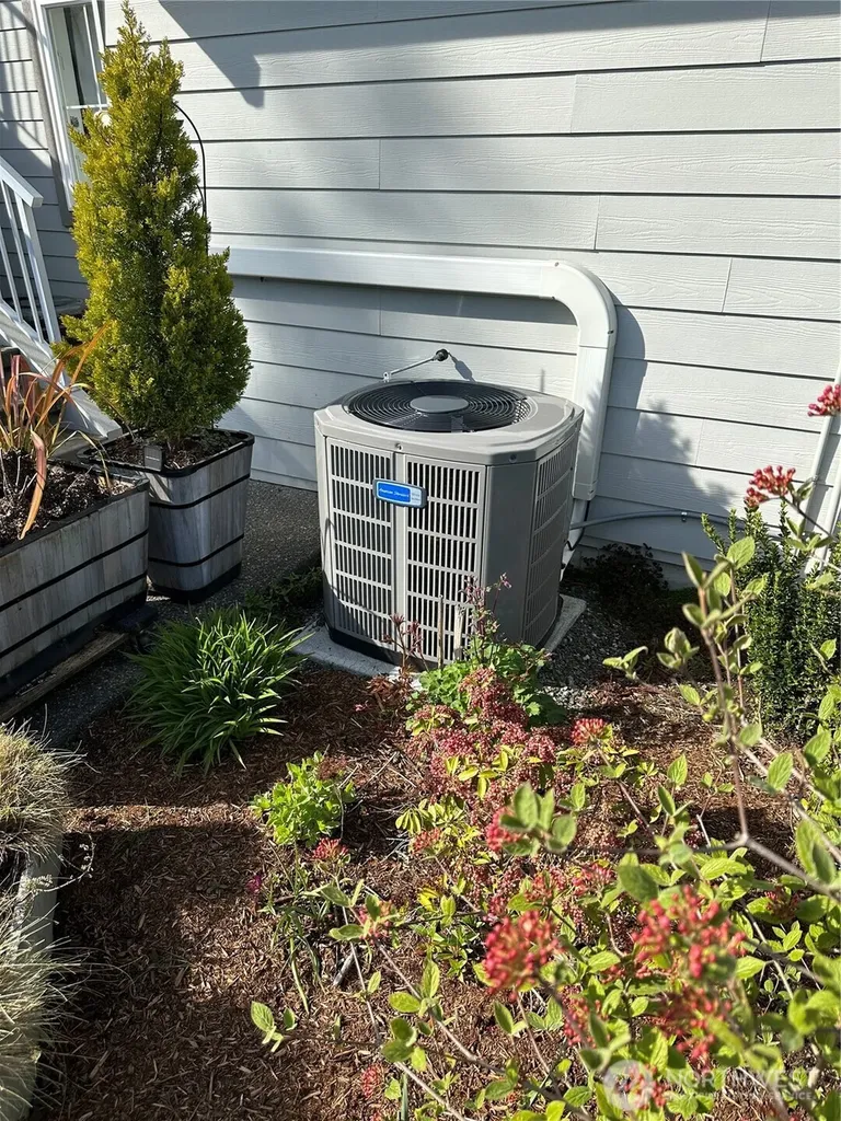 545 W Kellogg Road Bellingham WA 98226