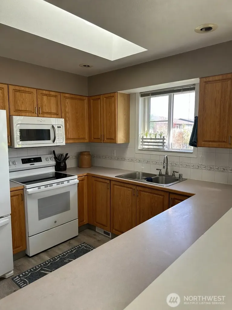 545 W Kellogg Road Bellingham WA 98226