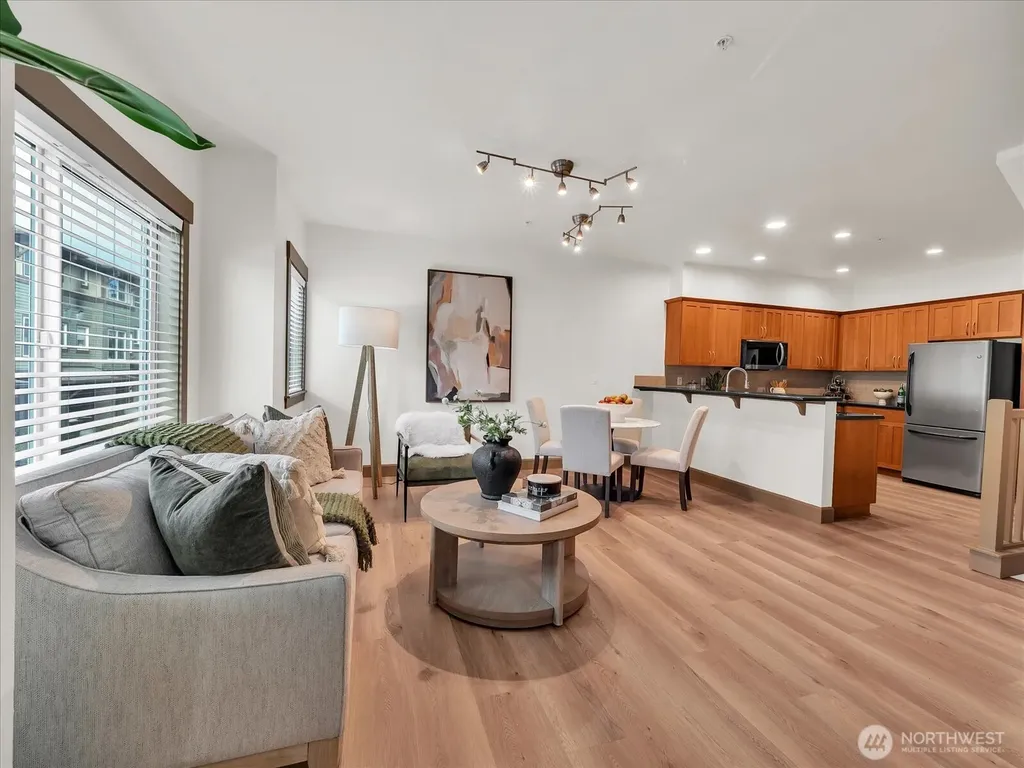 2115 201st Place SE Bothell WA 98012