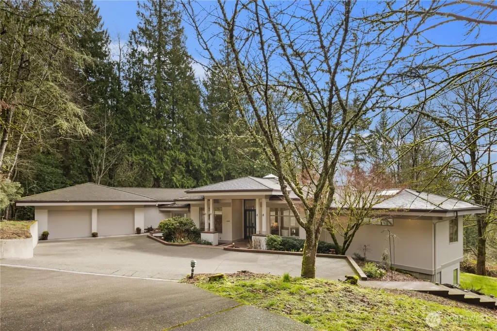 11700 198th Ave SE Issaquah WA 98027
