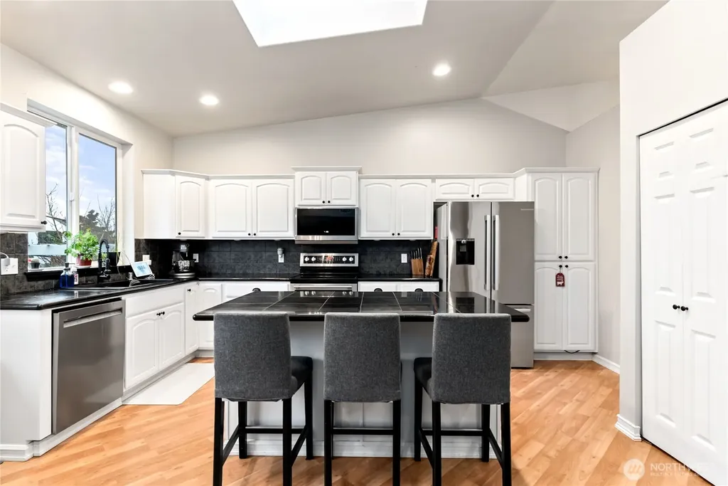 10018 Cascadian Avenue SE Yelm WA 98597