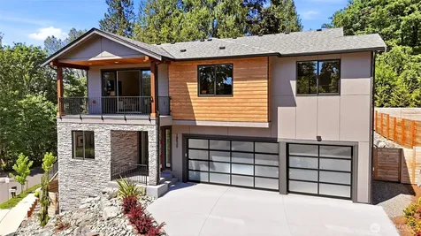18520 83rd Avenue NE Kenmore WA 98028