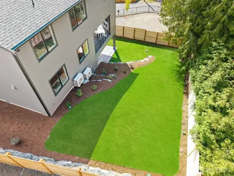 18520 83rd Avenue NE Kenmore WA 98028
