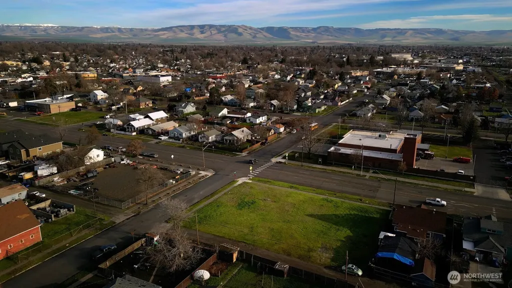 1002 W Poplar Street Walla Walla WA 99362