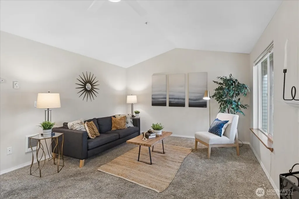 1009 112th Street SE Everett WA 98208