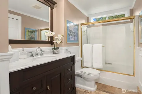 17409 113th Avenue NE Bothell WA 98011