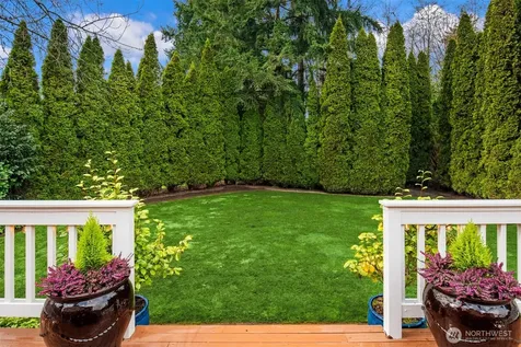 17409 113th Avenue NE Bothell WA 98011