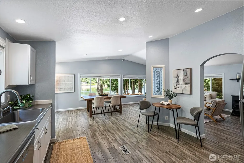 3355 SE Arcadia Road Shelton WA 98584