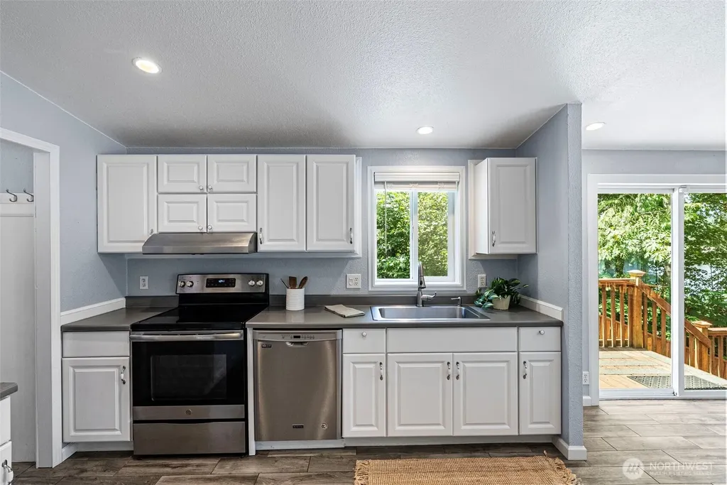 3355 SE Arcadia Road Shelton WA 98584