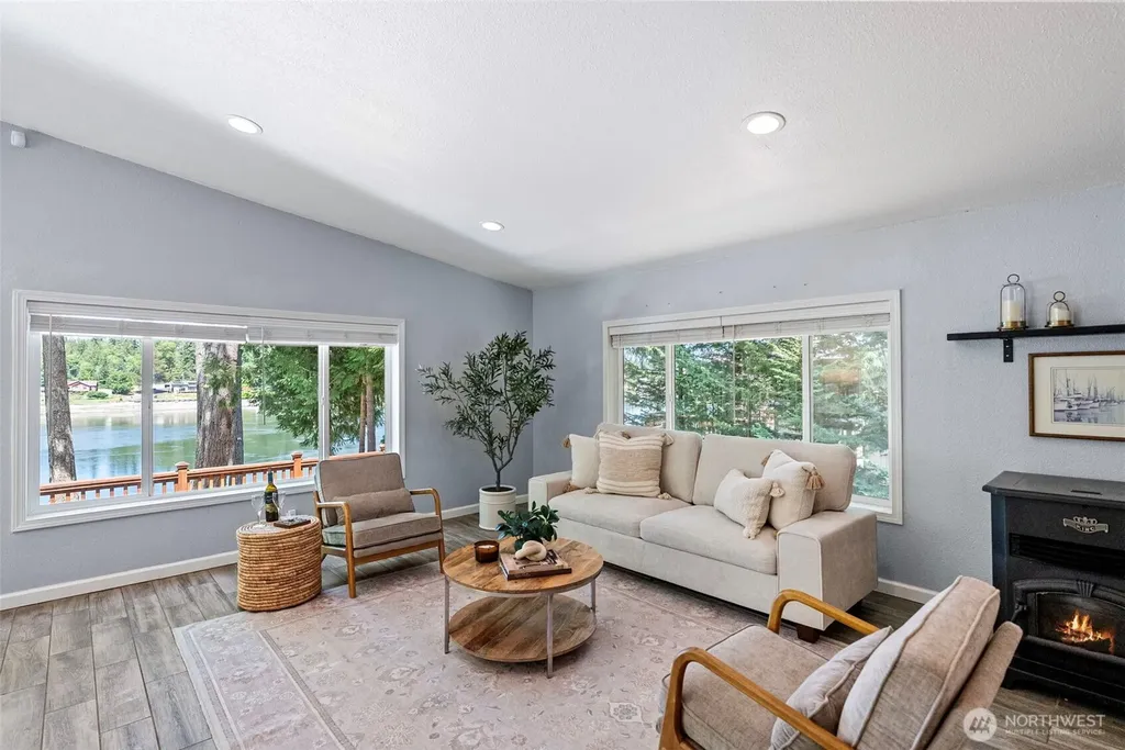 3355 SE Arcadia Road Shelton WA 98584