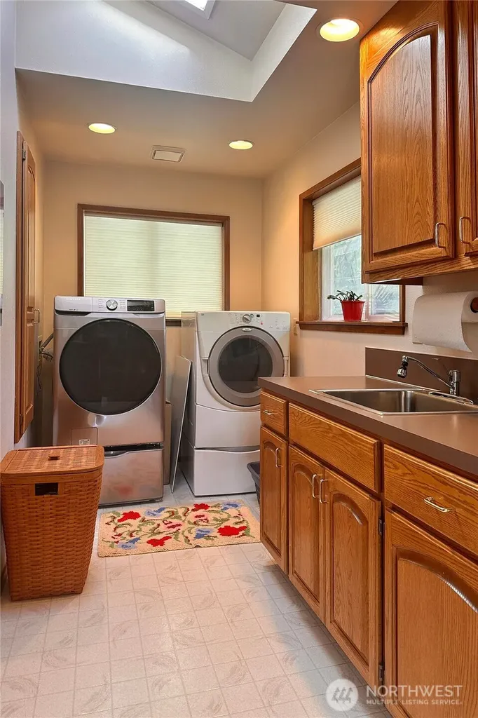 39811 272nd Avenue SE Enumclaw WA 98022
