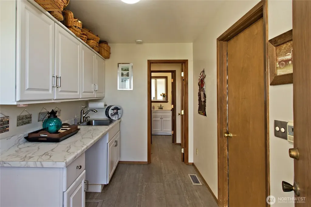 39811 272nd Avenue SE Enumclaw WA 98022