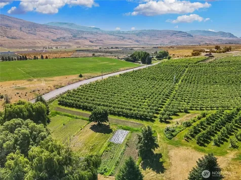 223 Old Riverside Highway Omak WA 98841