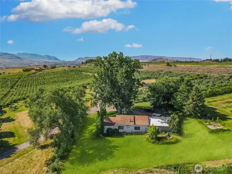 223 Old Riverside Highway Omak WA 98841