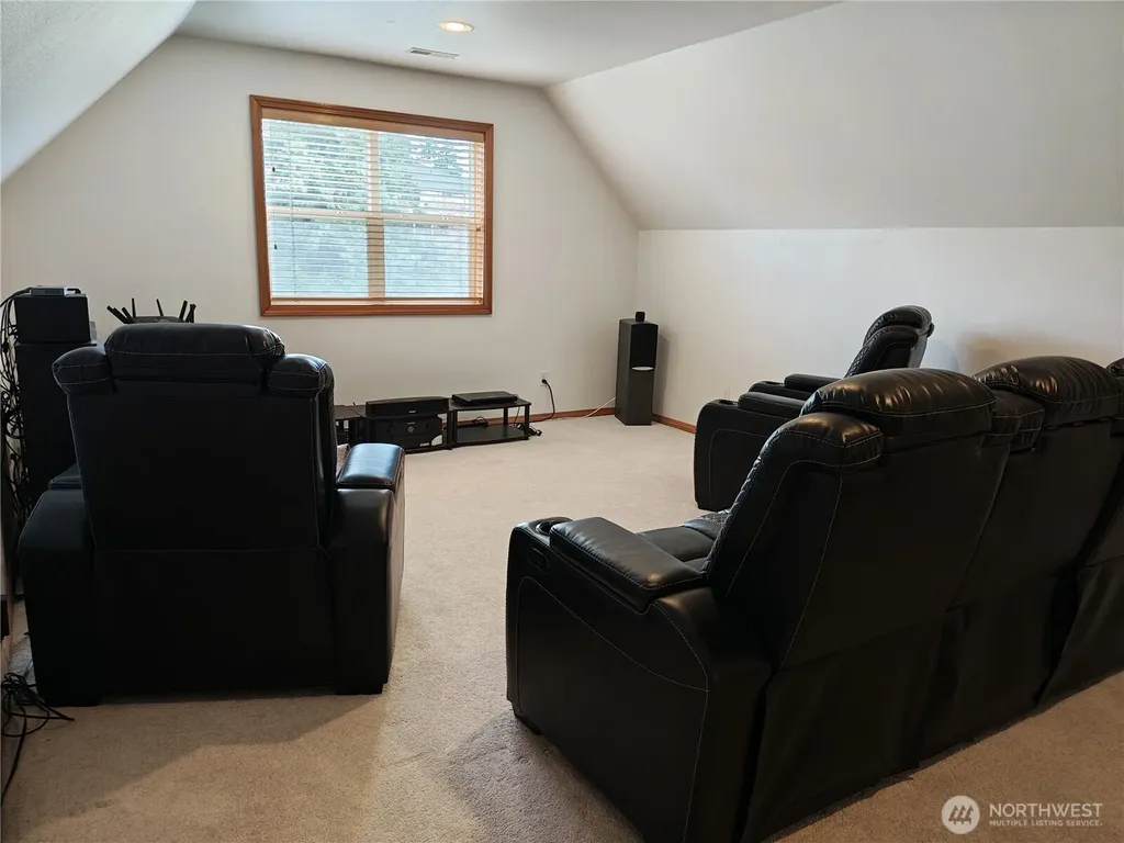 1703 32nd Street Anacortes WA 98221