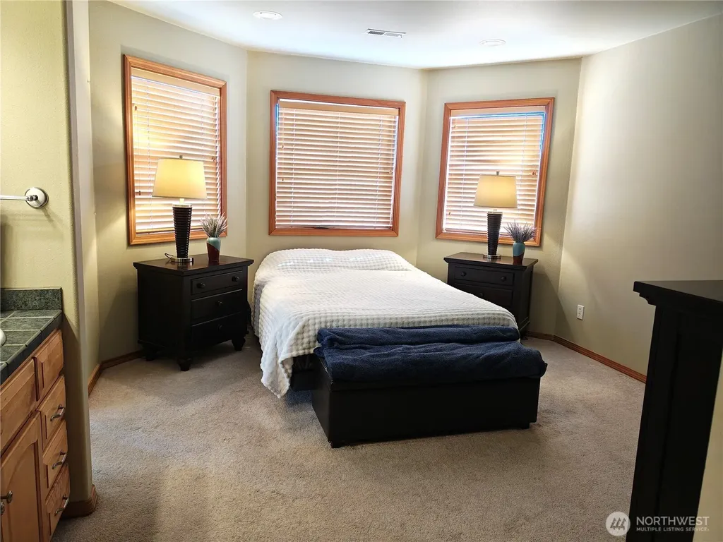 1703 32nd Street Anacortes WA 98221