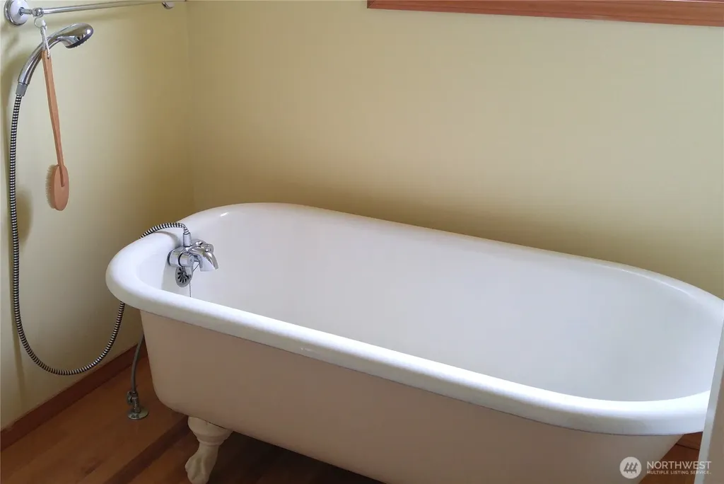 1703 32nd Street Anacortes WA 98221