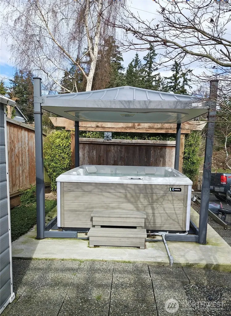 1703 32nd Street Anacortes WA 98221