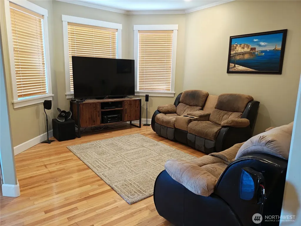 1703 32nd Street Anacortes WA 98221