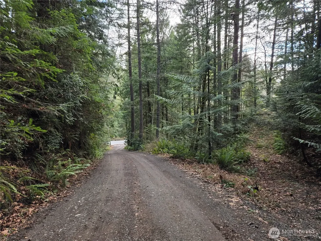 216 Bond Road NE Poulsbo WA 98370
