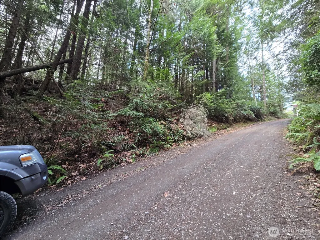 216 Bond Road NE Poulsbo WA 98370