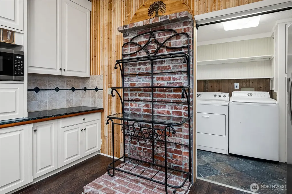 8220 37th Street Ct E Edgewood WA 98371
