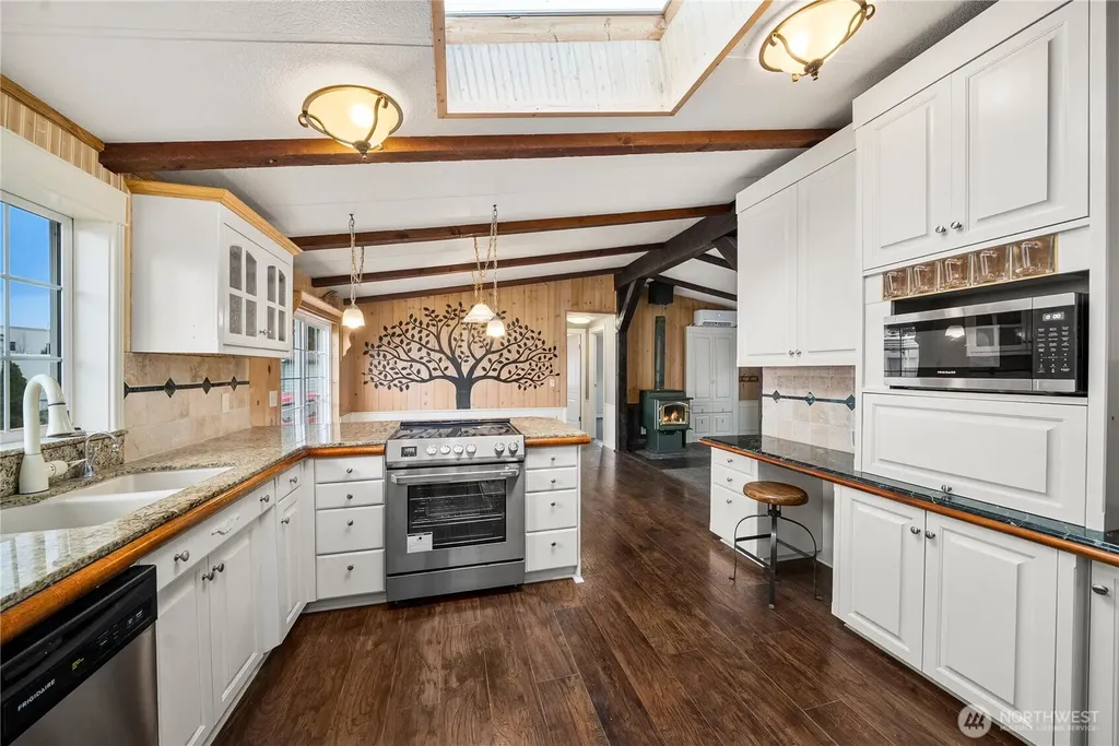 8220 37th Street Ct E Edgewood WA 98371