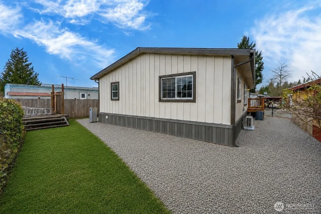 8220 37th Street Ct E Edgewood WA 98371