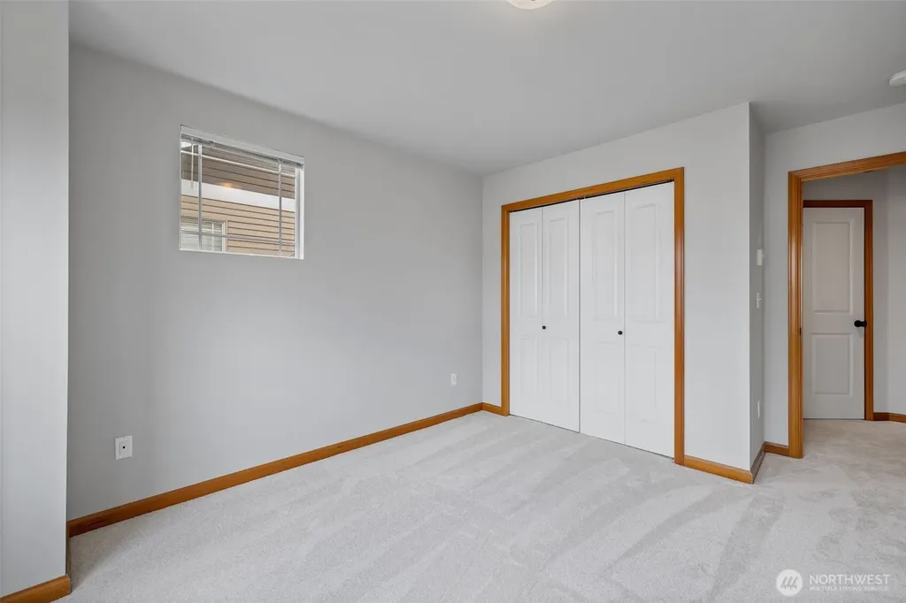 15405 35th Avenue W Lynnwood WA 98037