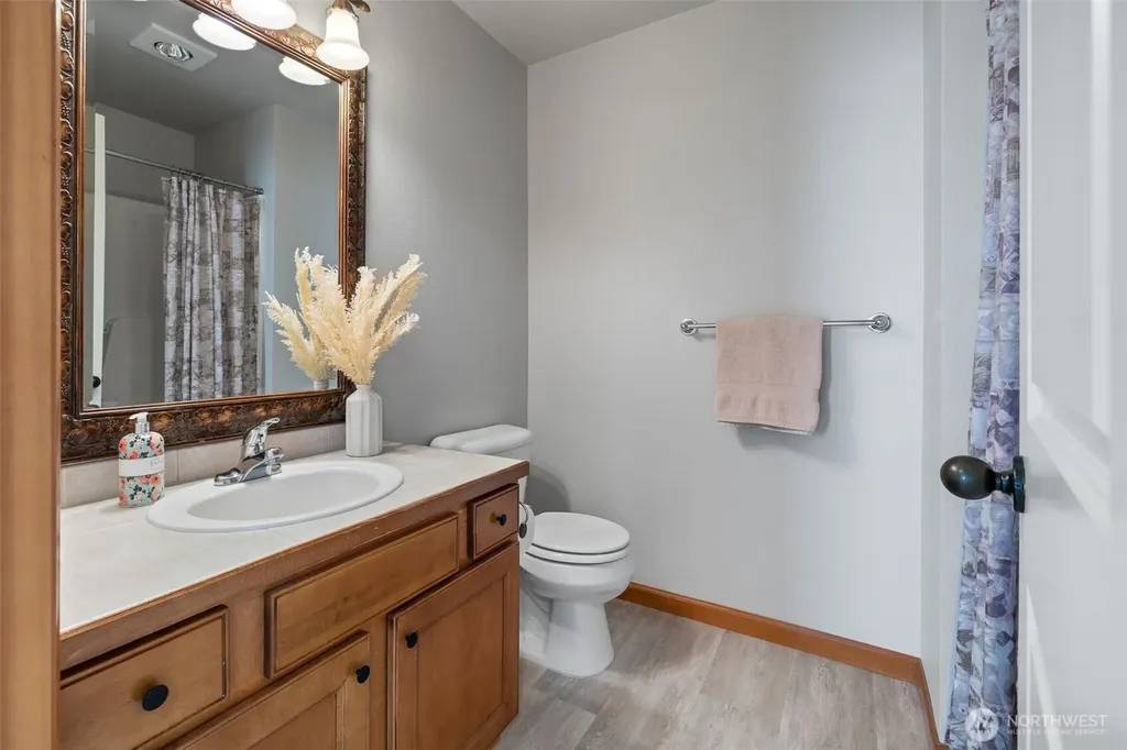 15405 35th Avenue W Lynnwood WA 98037