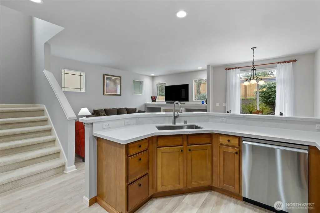 15405 35th Avenue W Lynnwood WA 98037