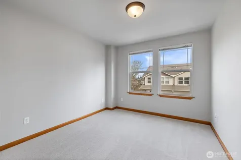 15405 35th Avenue W Lynnwood WA 98037