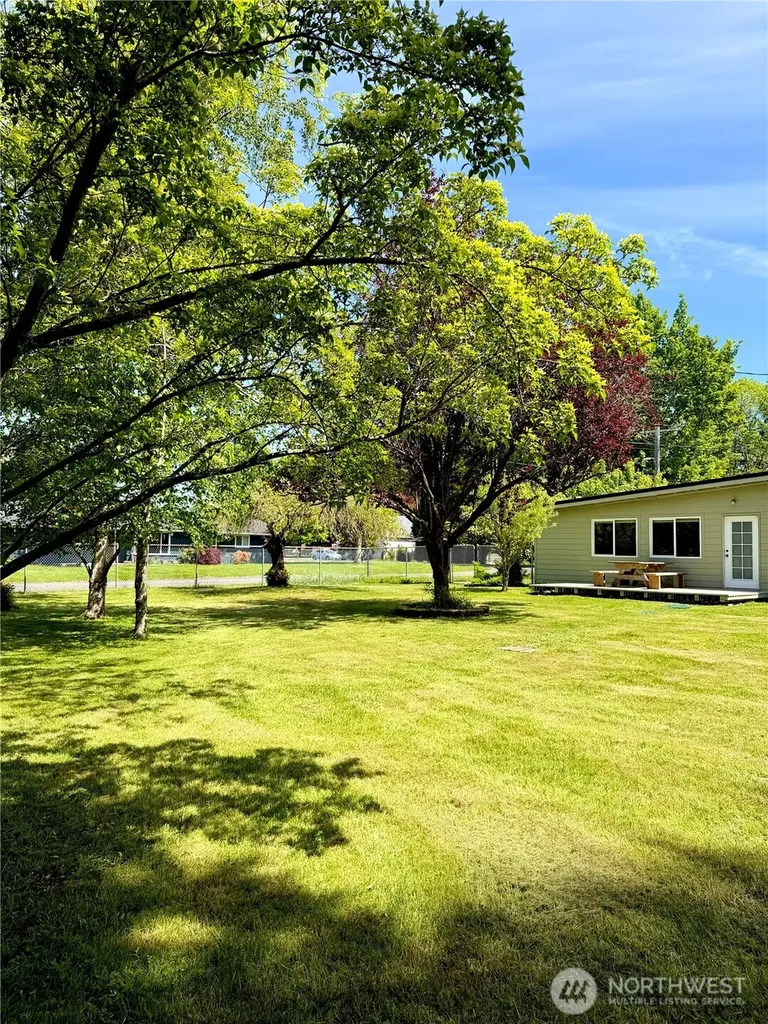 630 7th Street Forks WA 98331