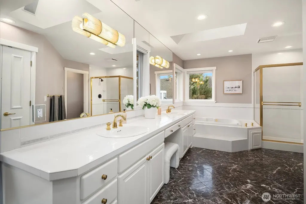 17120 SE 29th Place Bellevue WA 98008
