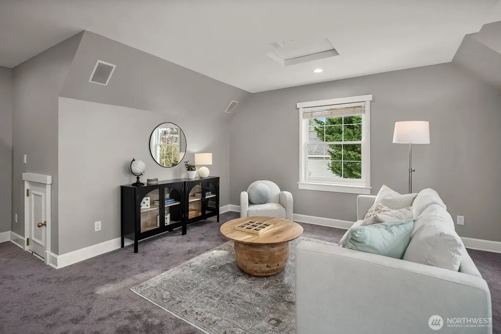 17120 SE 29th Place Bellevue WA 98008