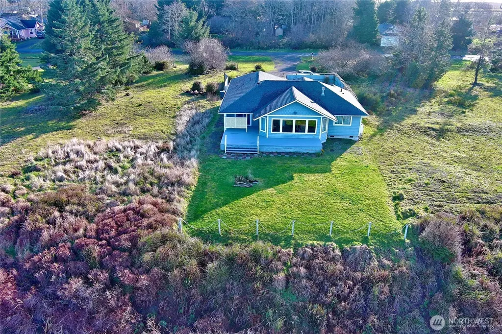 571 E Chance A La Mer NE Ocean Shores WA 98569