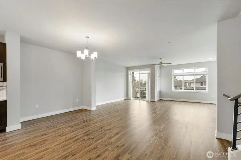 20702 93rd Place S Kent WA 98031